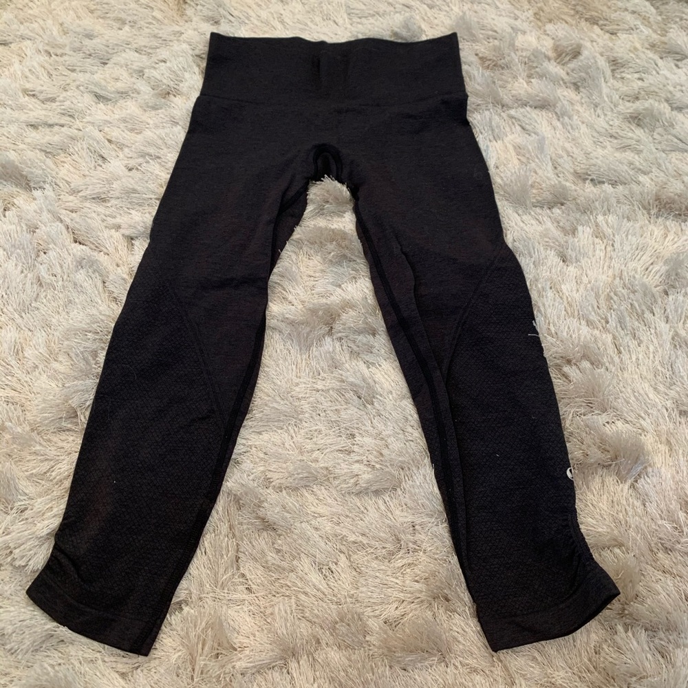 Lululemon cropped leggings